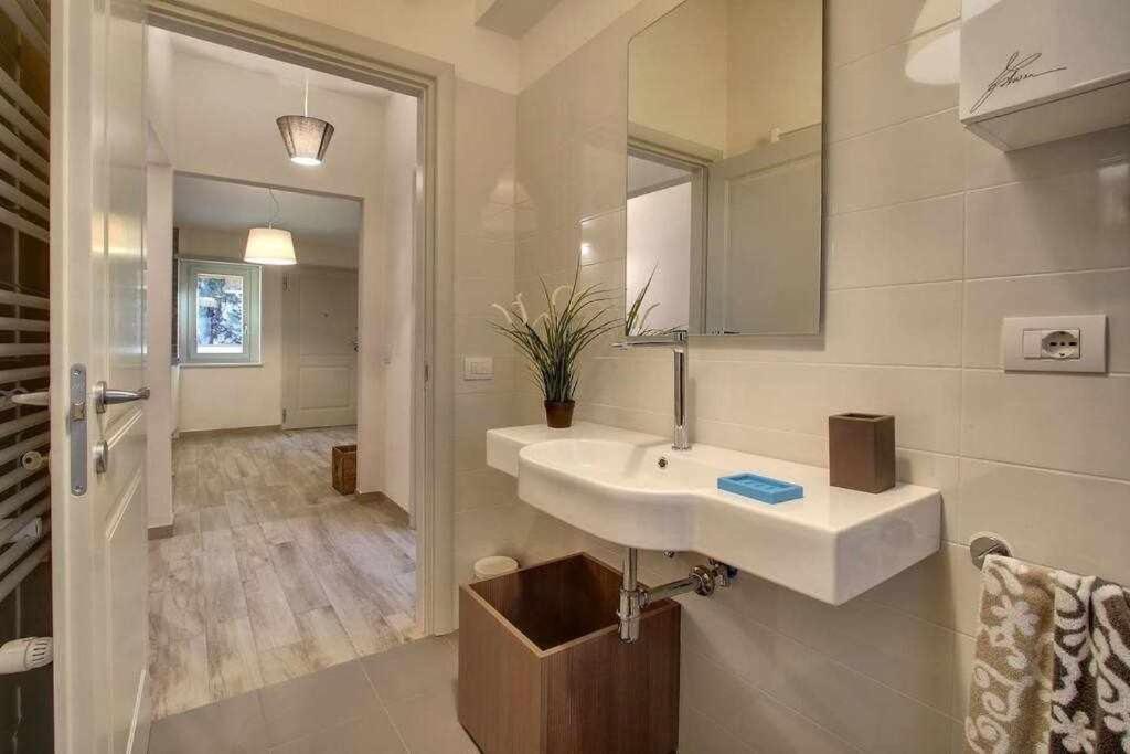 פירנצה Faenza Elegant Apartment מראה חיצוני תמונה